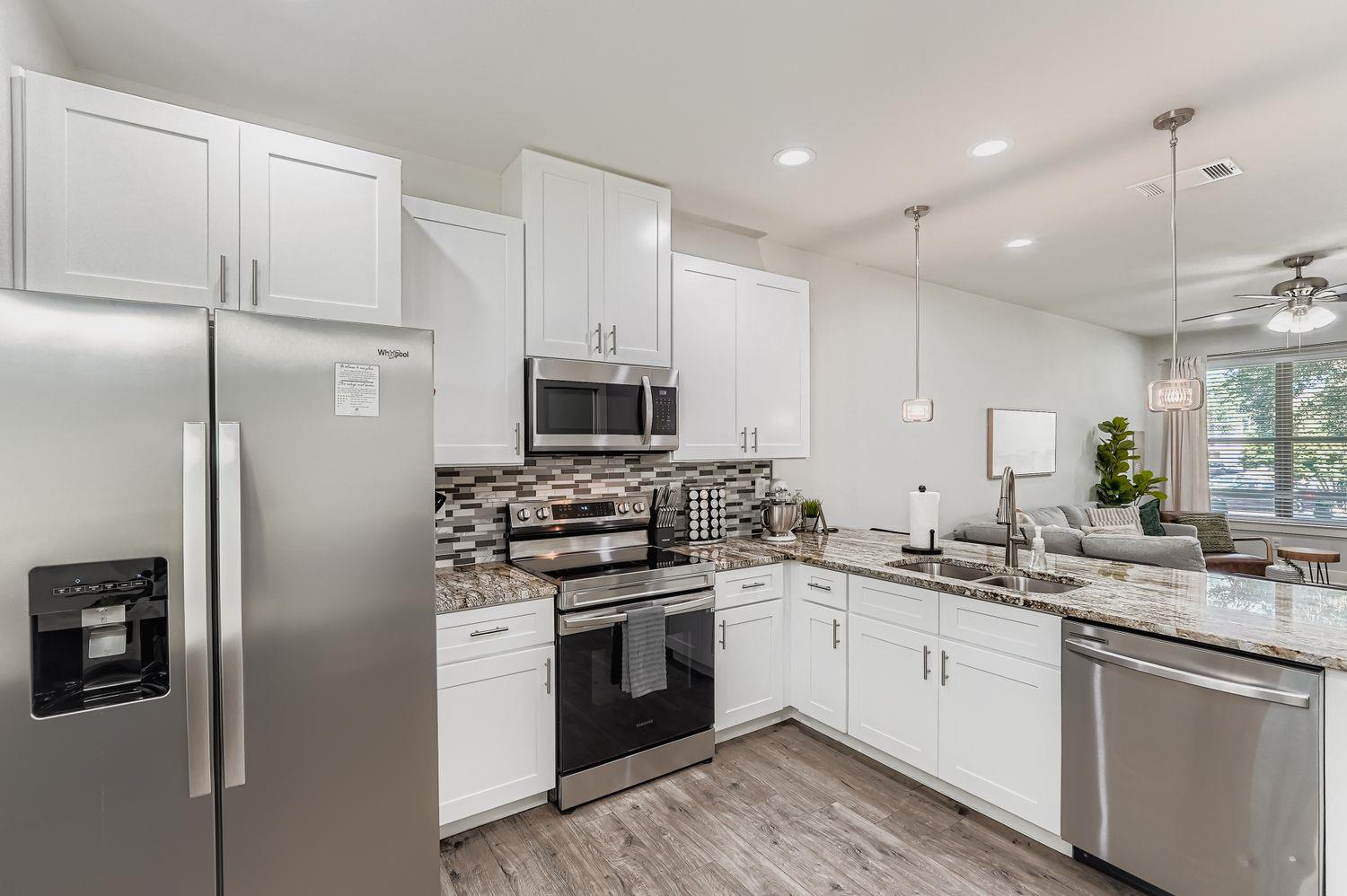 18803 Hogan Cir