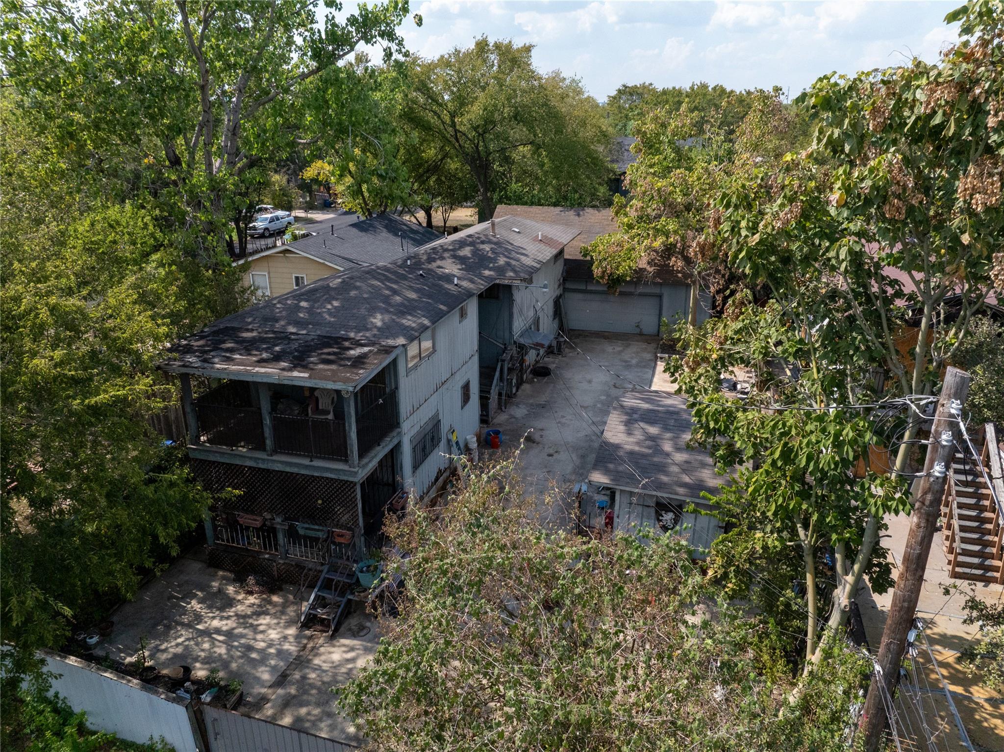 1112 Terry Dr