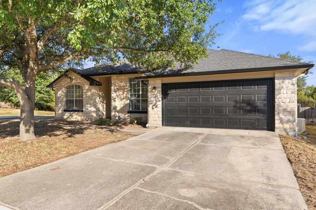 305 Plumbago Dr
