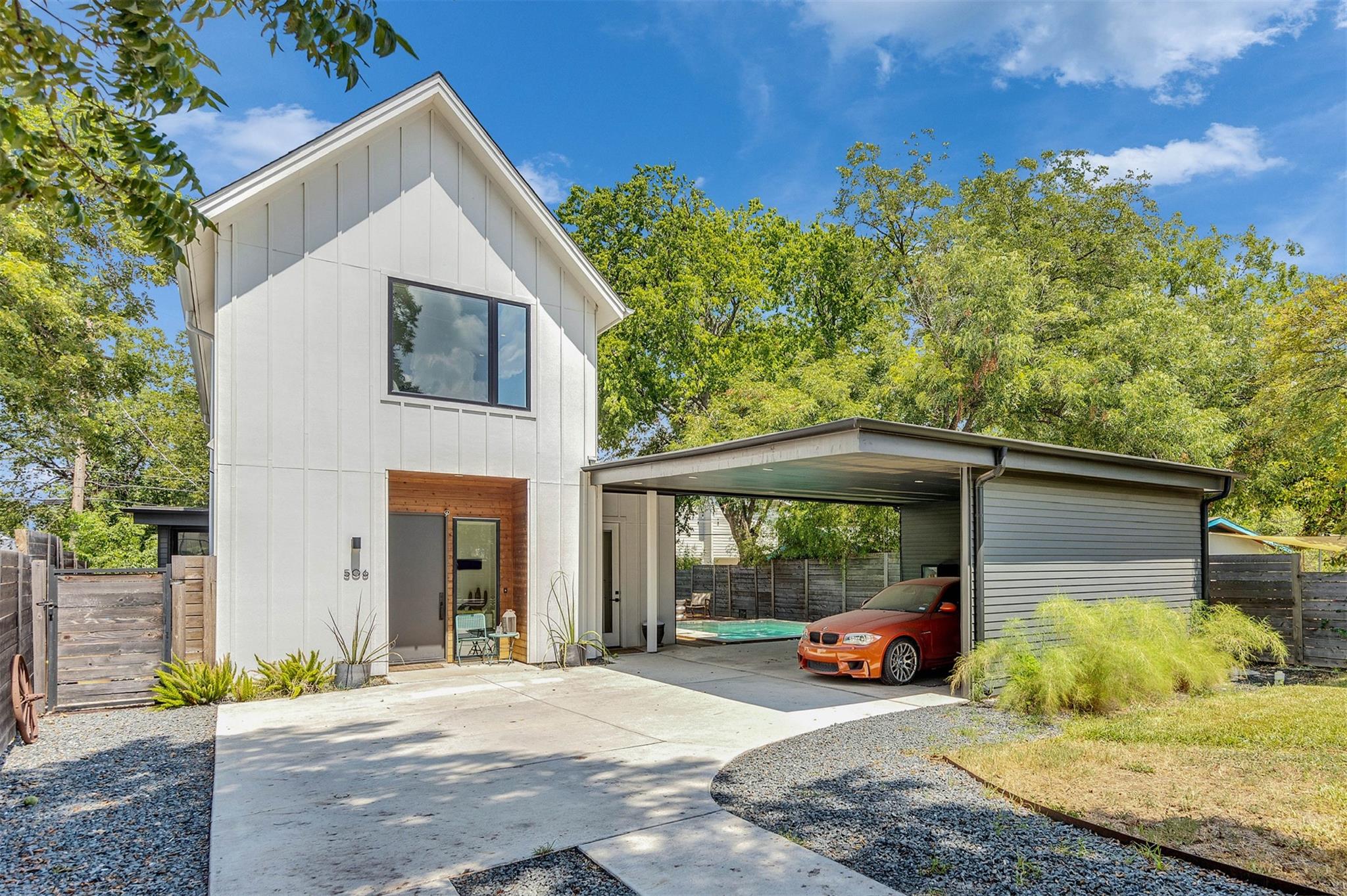 506 Powell Cir