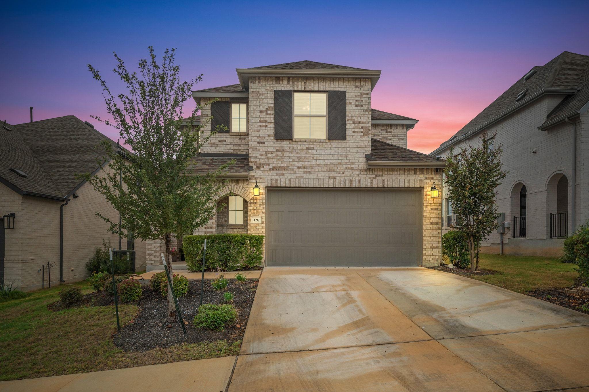 128 Three Oaks Ln