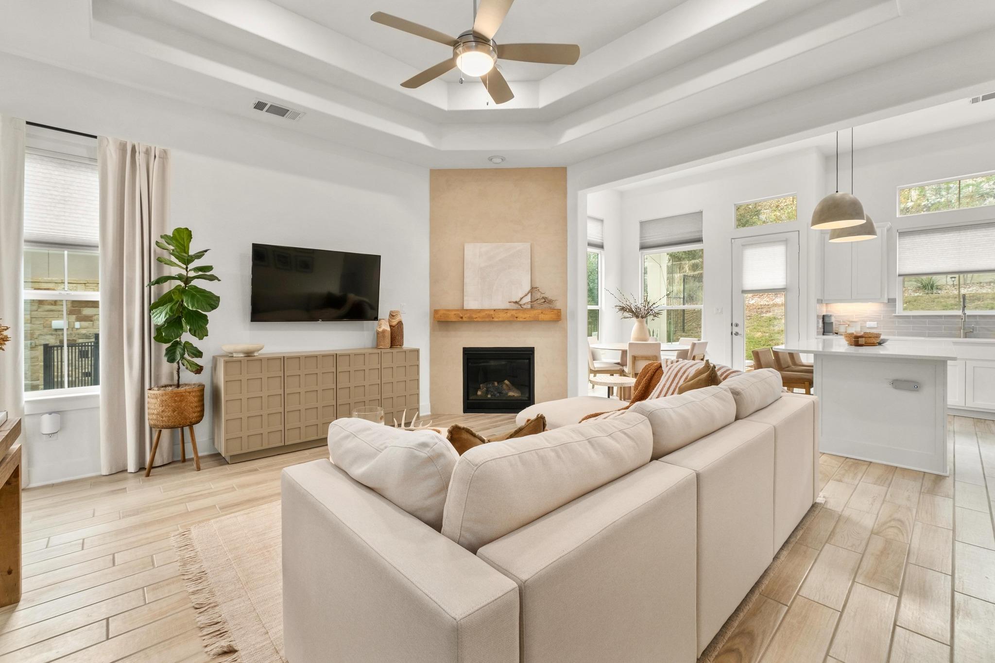 115 Beneteau Dr