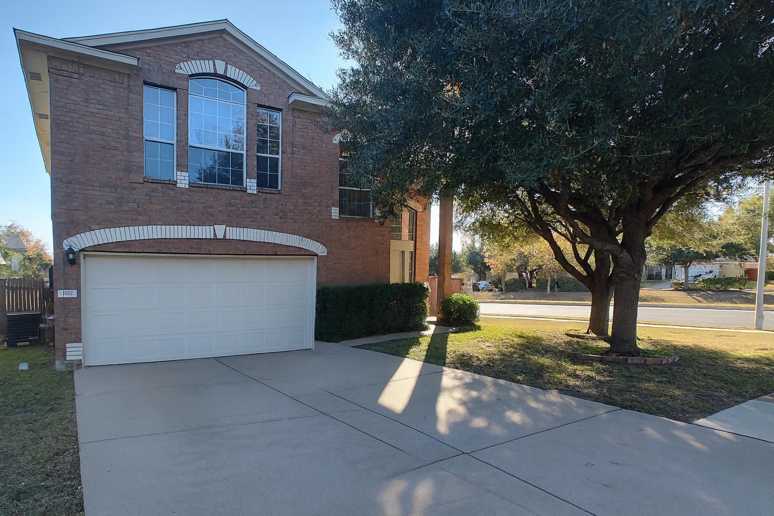 801 Hank Aaron Ln