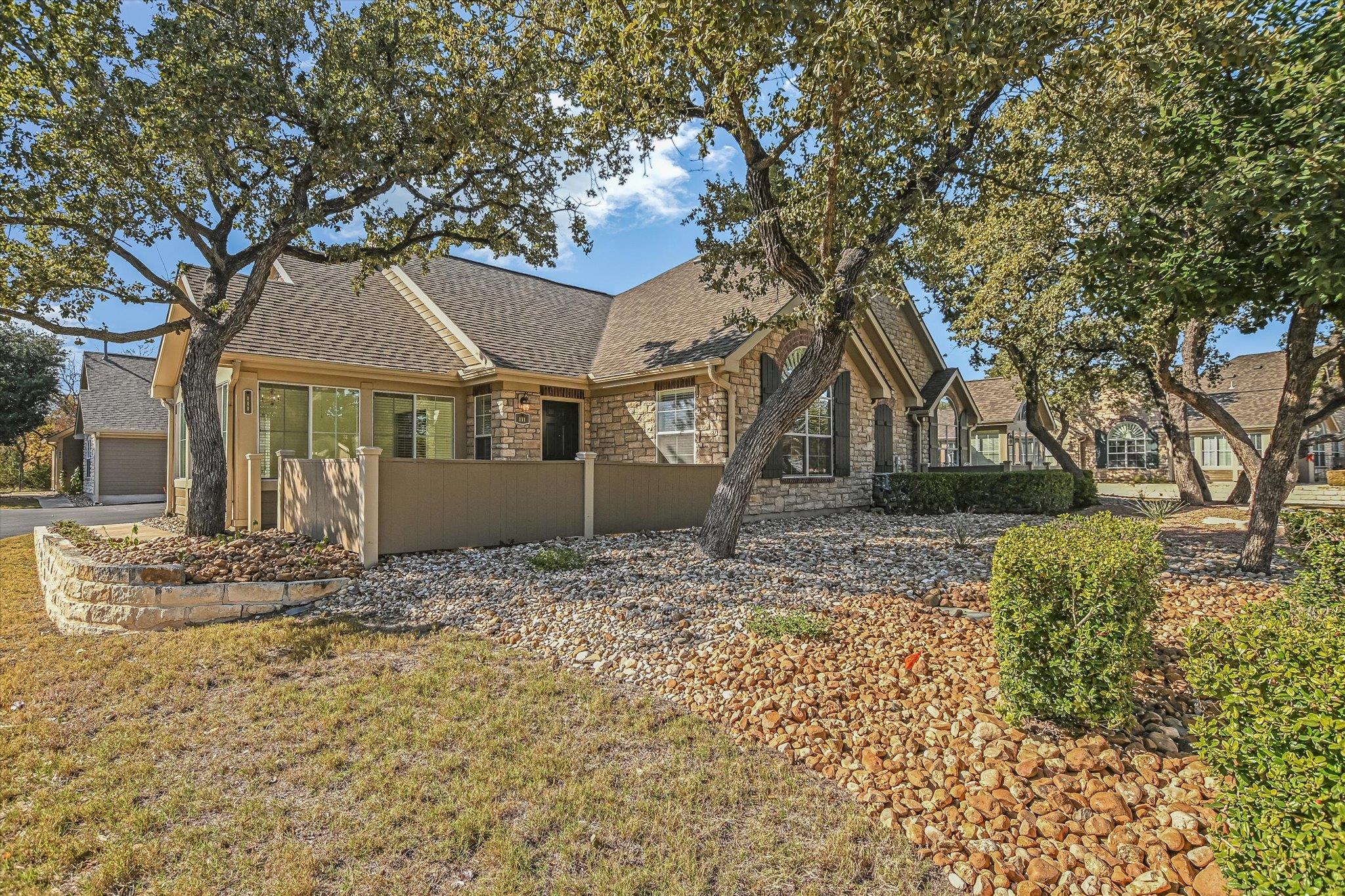 30 Wildwood Dr