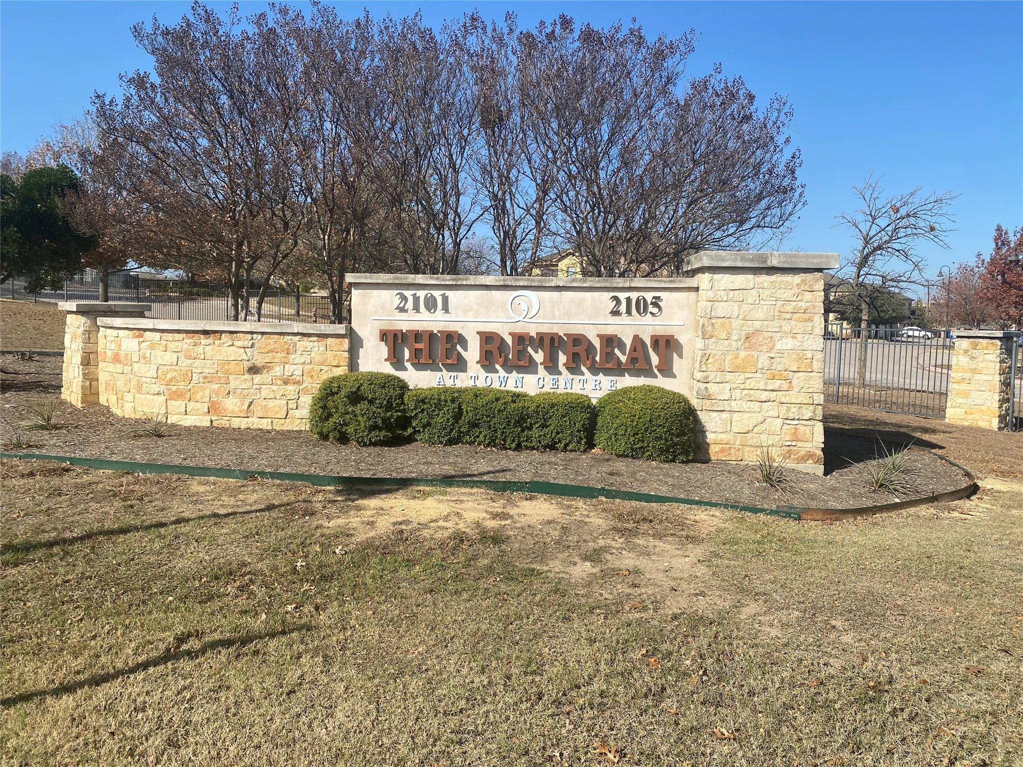 2101 Town Centre Dr