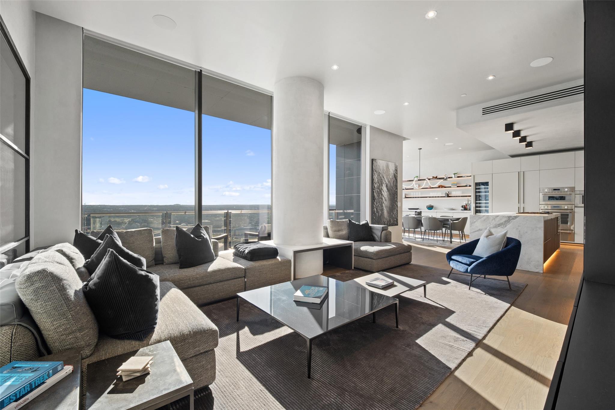 210 Lavaca St