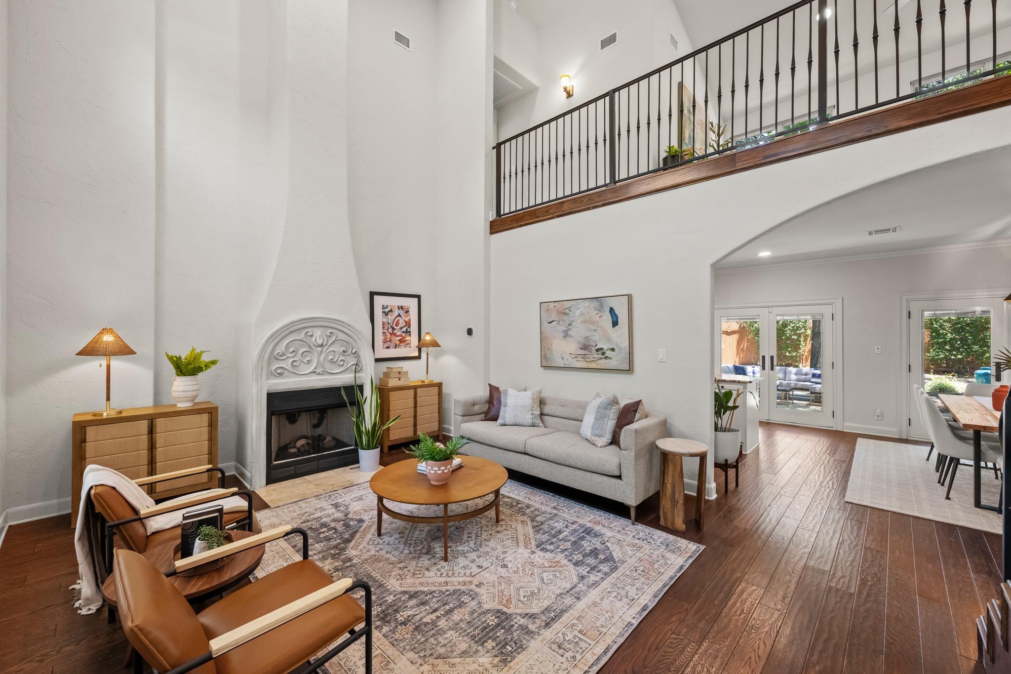 2307 Alta Vista Ave
