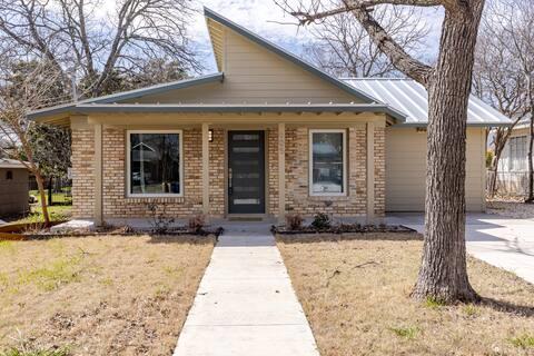 605 Wilmes Dr