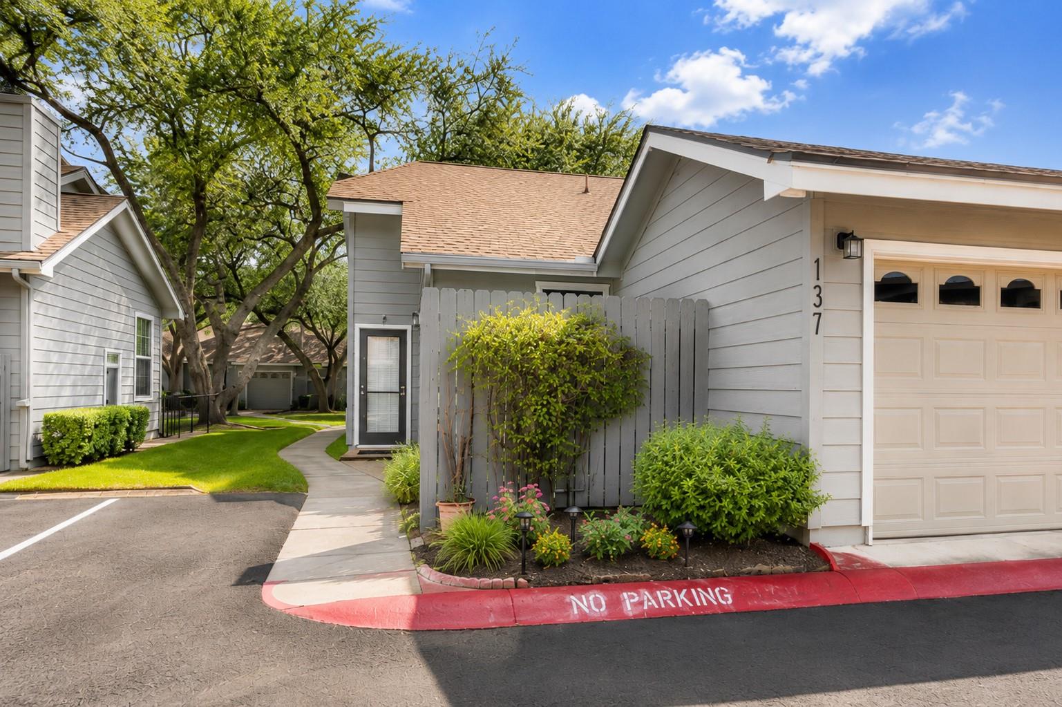 6501 Brush Country Rd