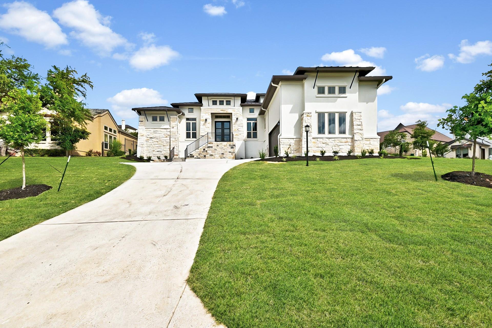905 CRESTONE STREAM Dr