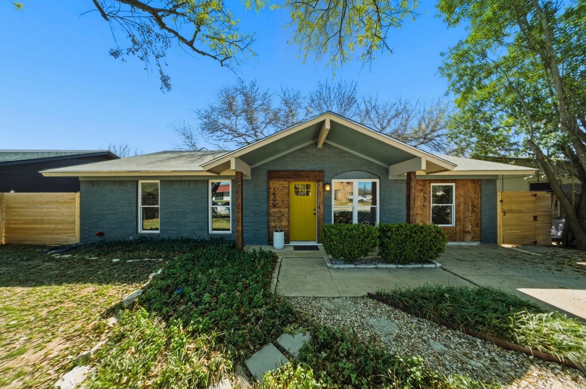 1005 Arthur Stiles Rd