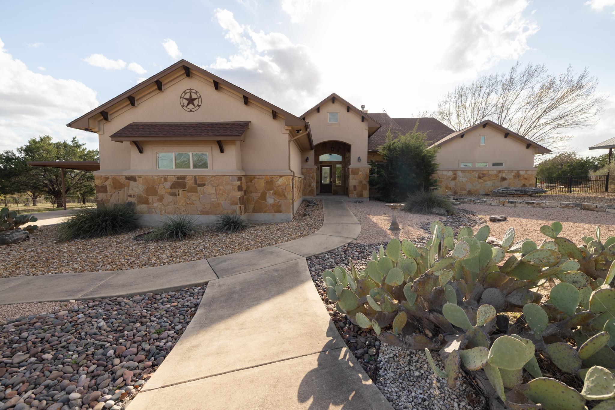204 Skyline Rd