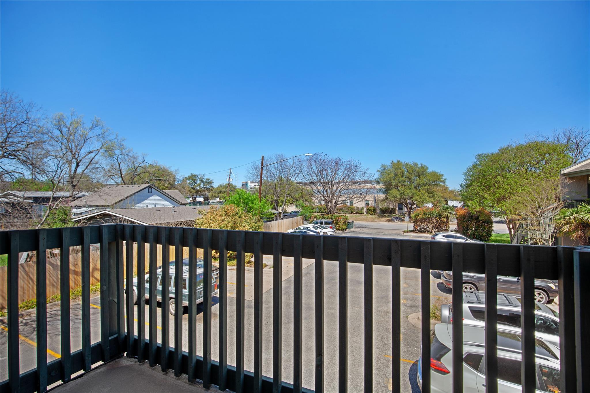 601 Nelray Blvd