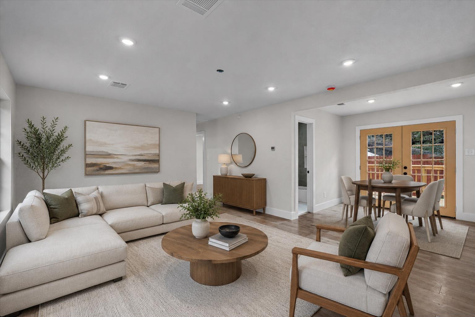 8801 Little Walnut Dr
