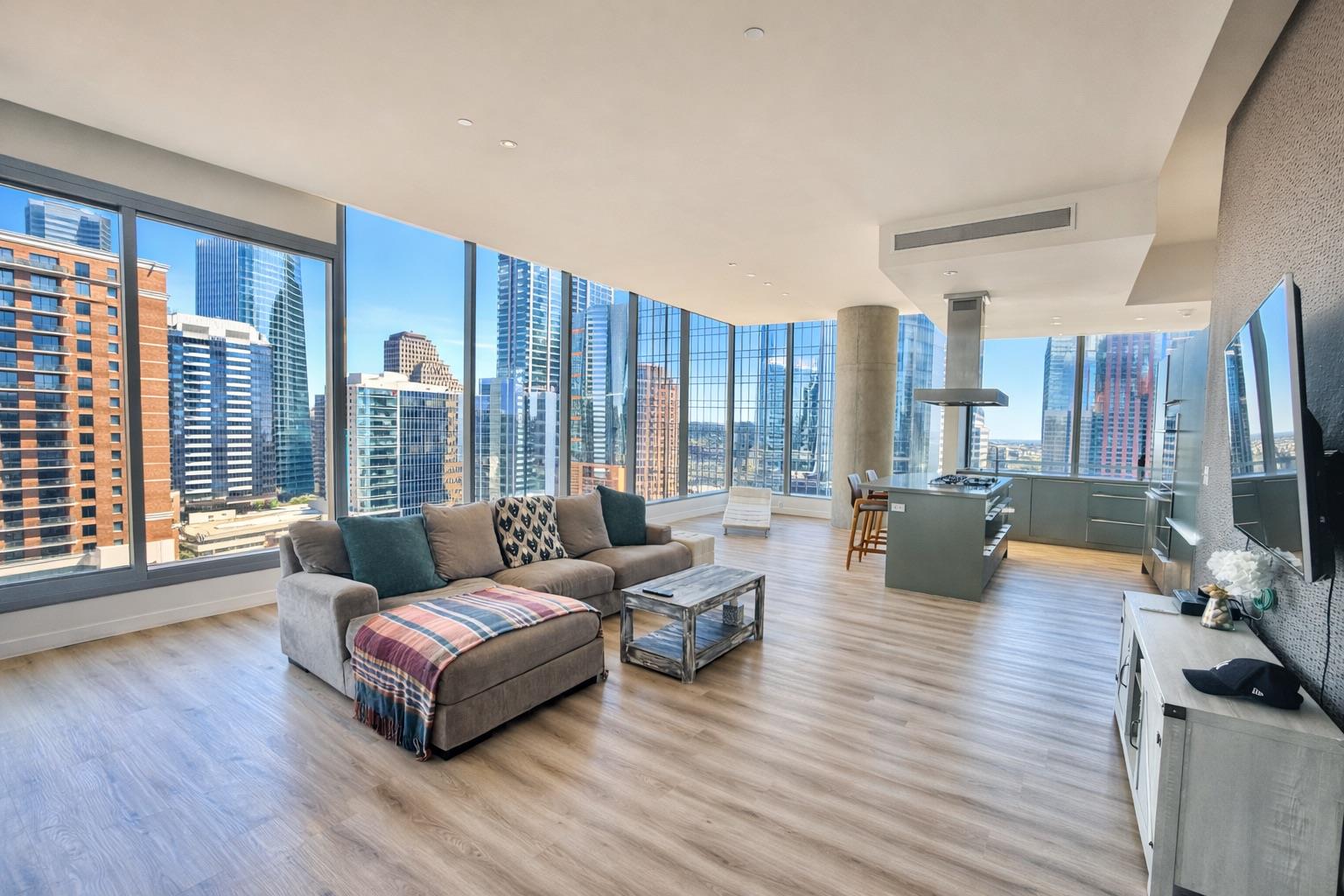 210 Lavaca St