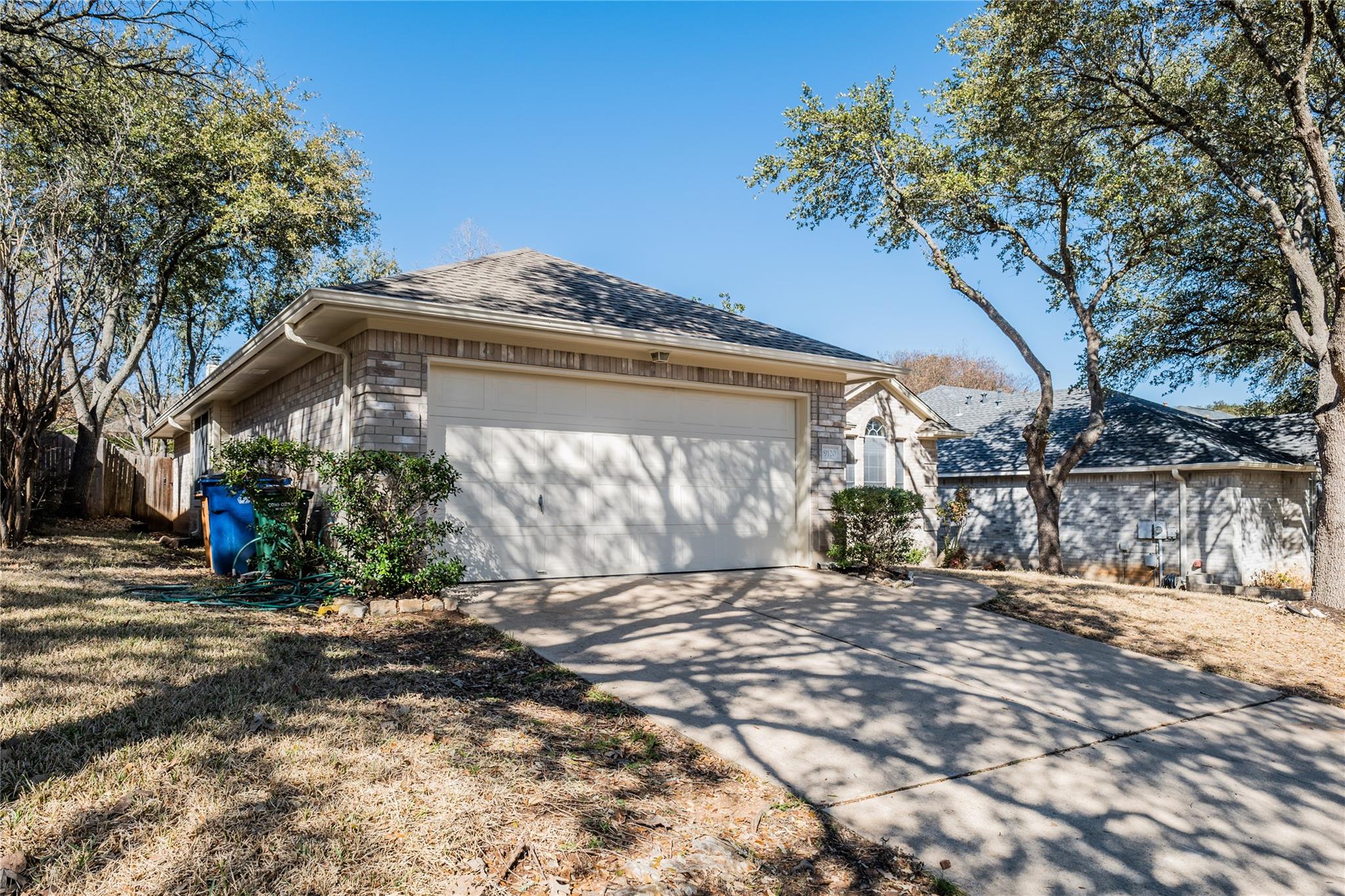 9120 Fainwood Ln