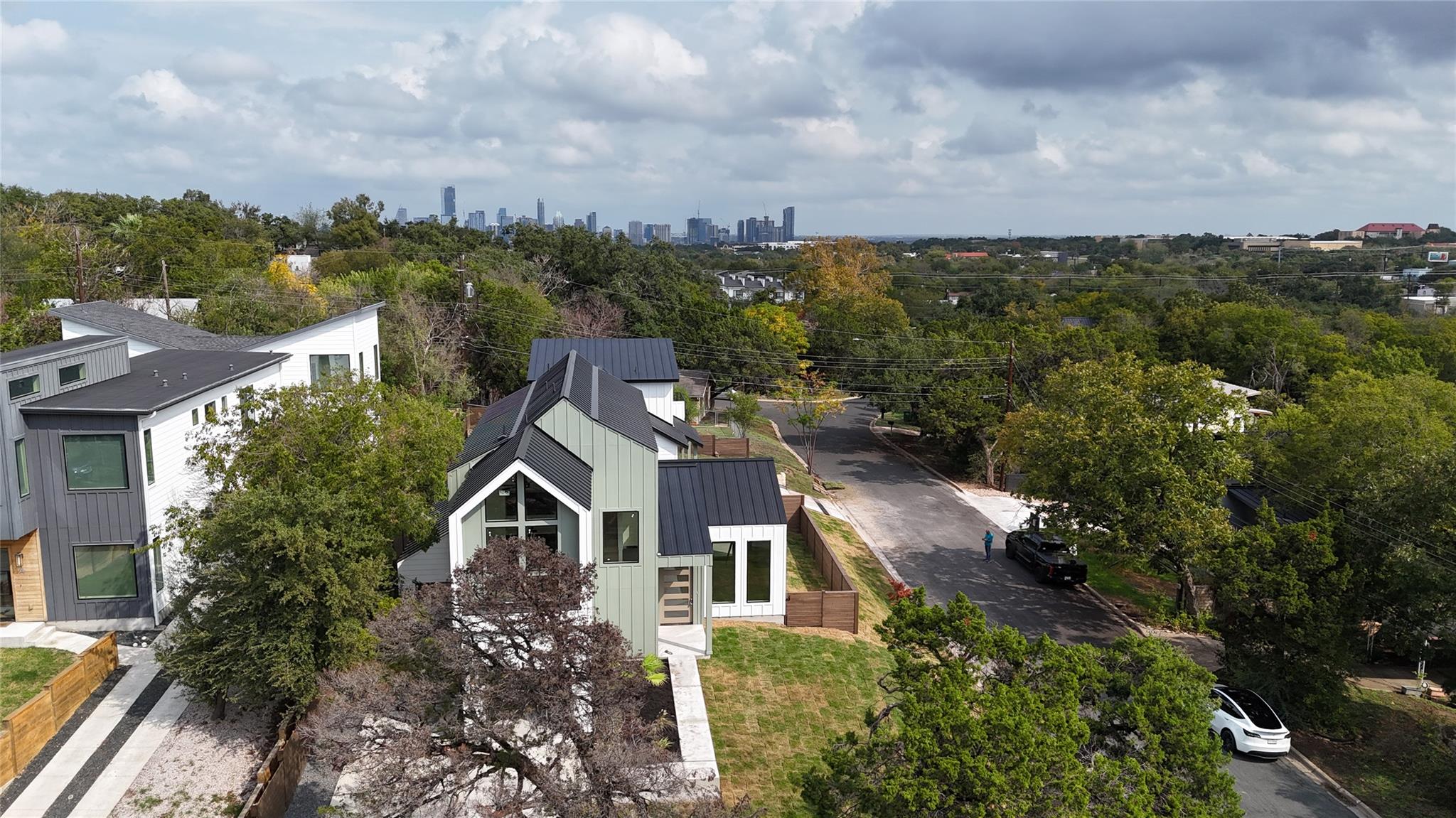 400 Post Road Dr