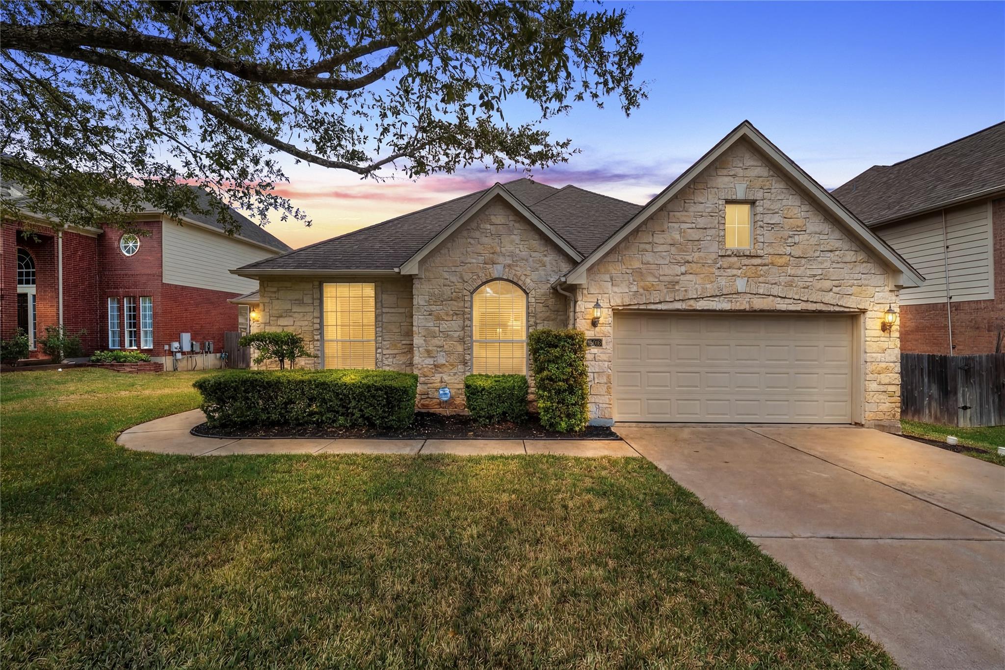 15016 Thatcher Dr