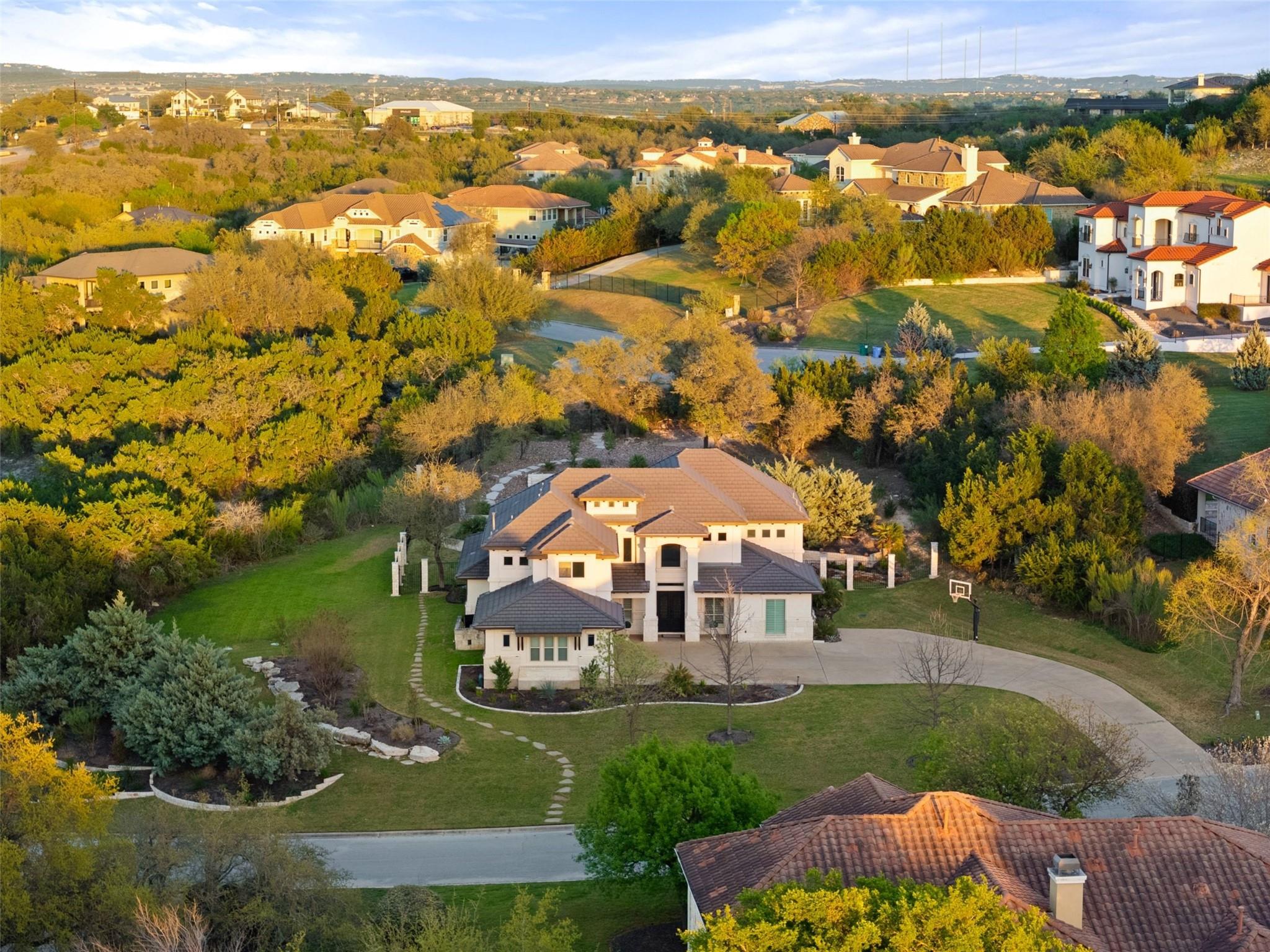 310 Bella Montagna Cir