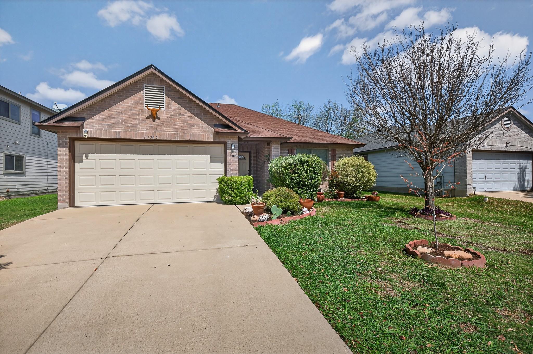1205 Apollo Cir