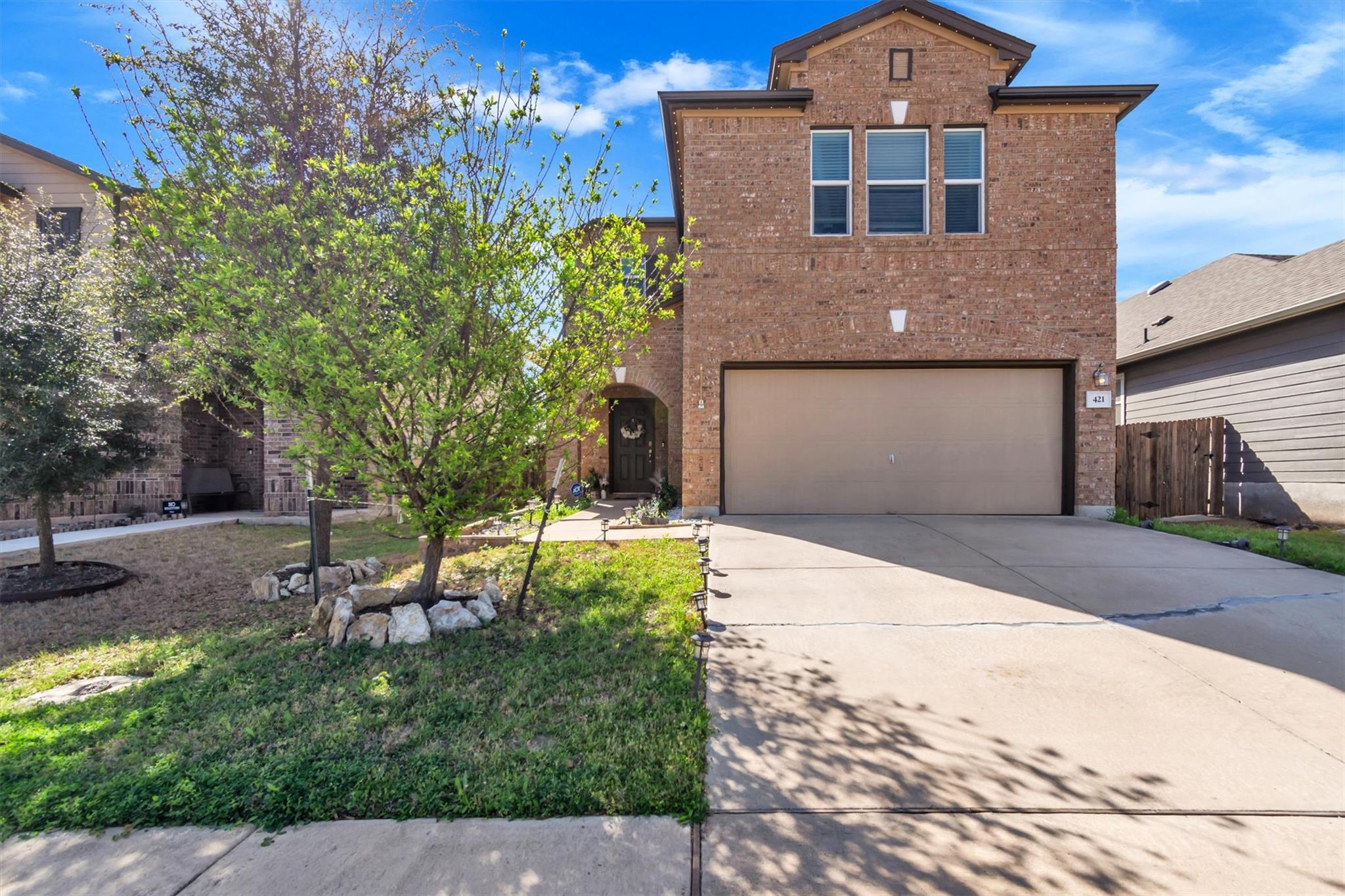 421 Conchillos Dr