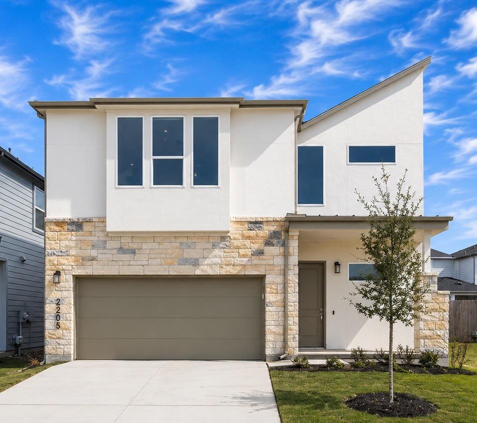 2205 Cento Walk