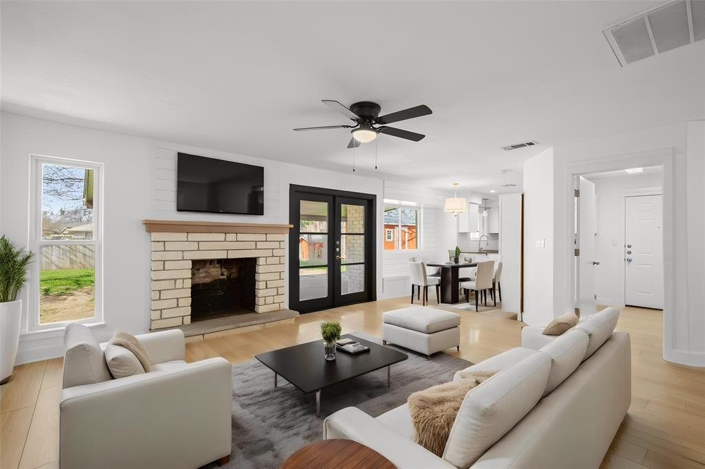 1512 Mesa Park Dr