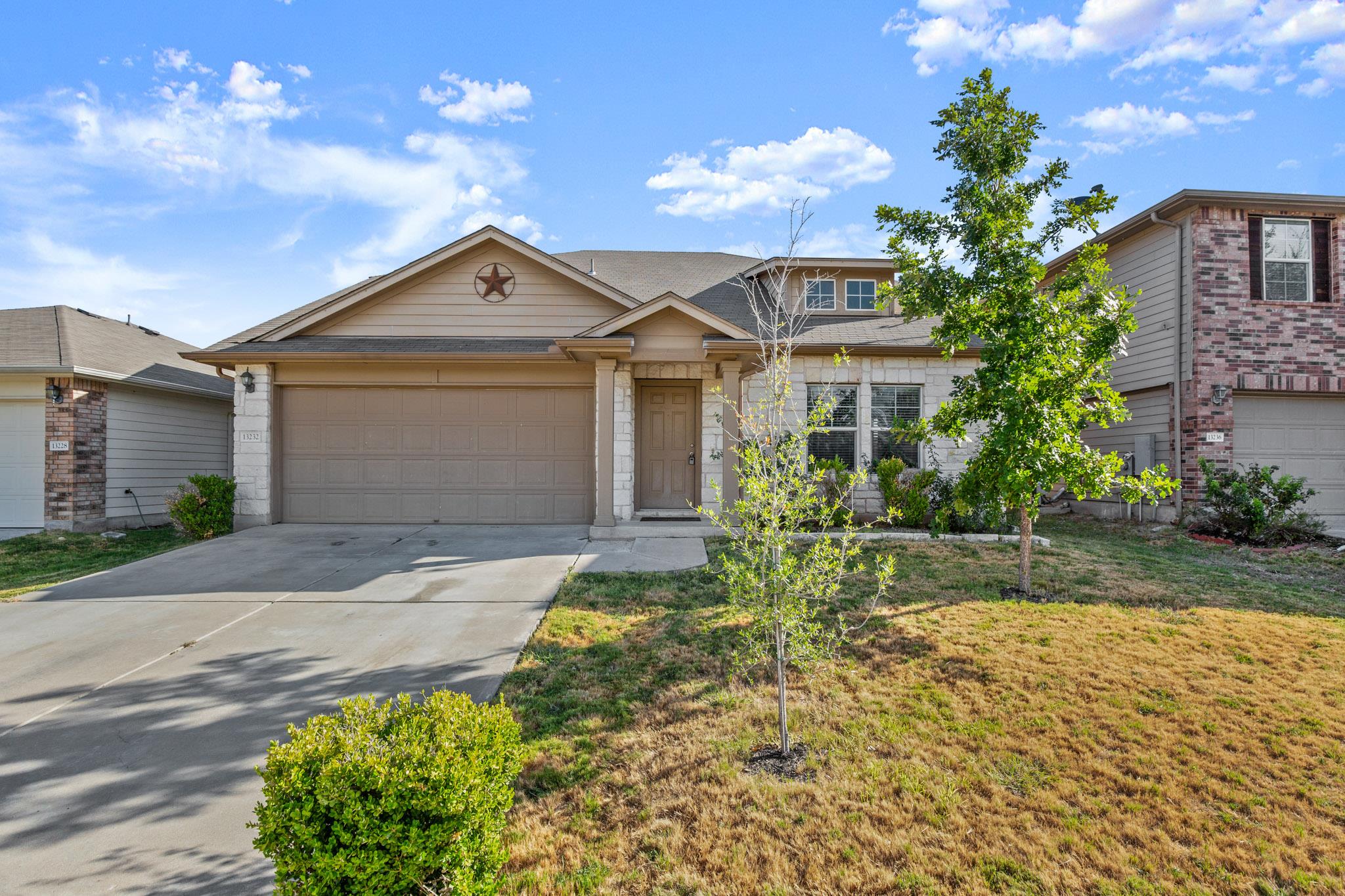 13232 Forest Sage St