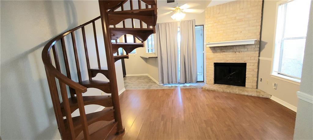 2500 Burleson Rd