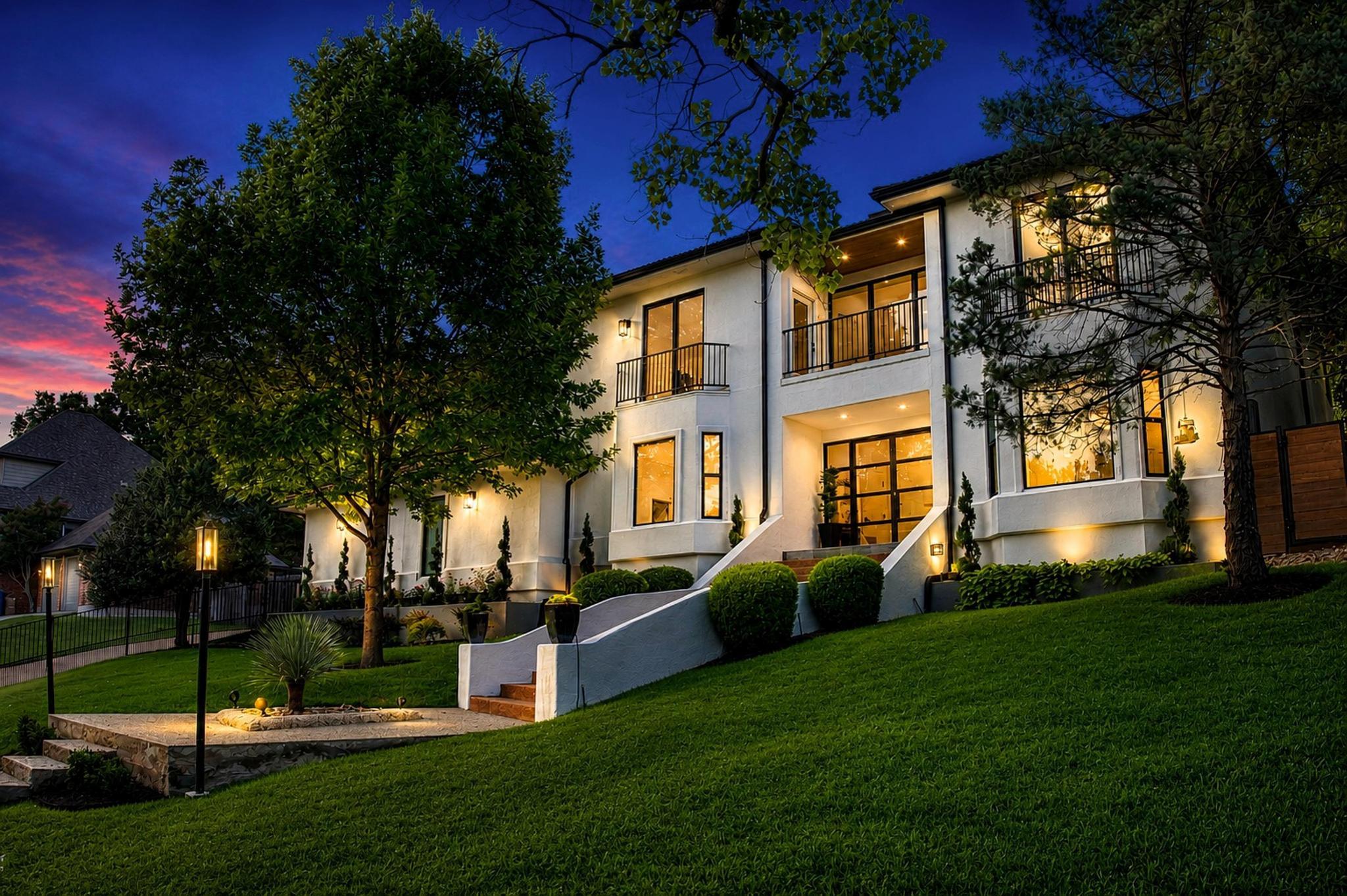 6103 Twin Ledge Dr