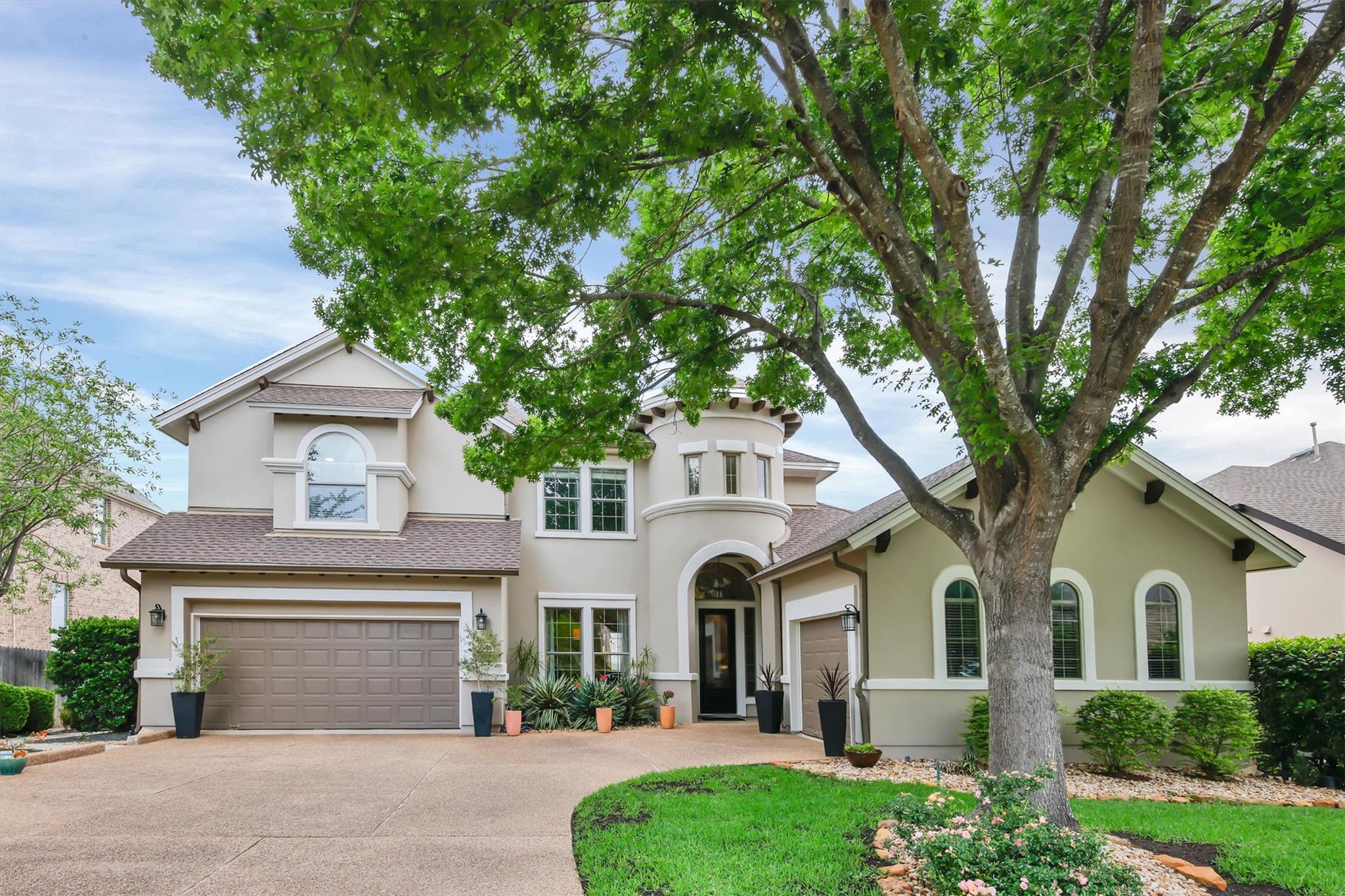 2000 Rio Mesa Dr