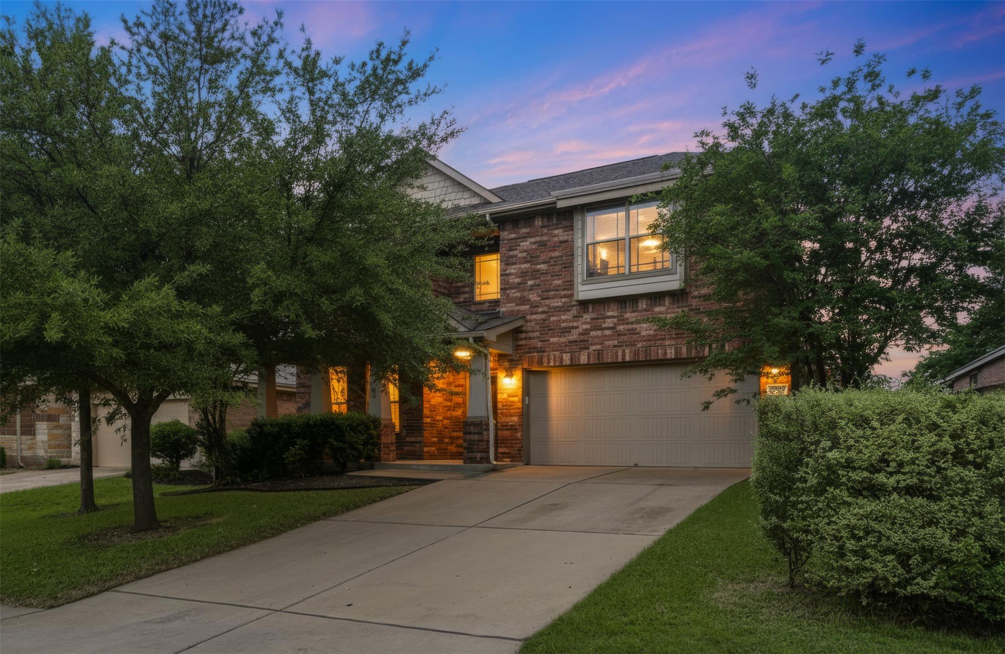 1927 Autumn Run Ln