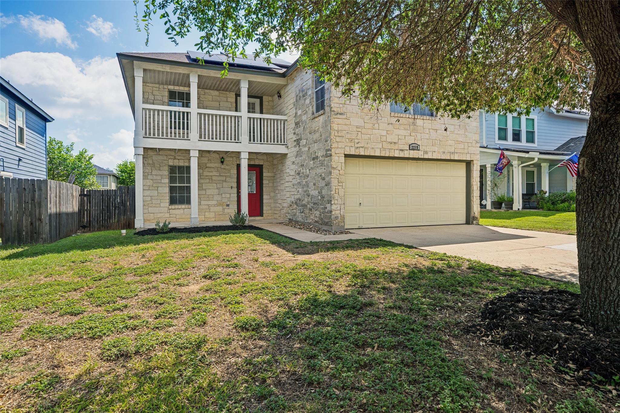 2219 Georgian Dr