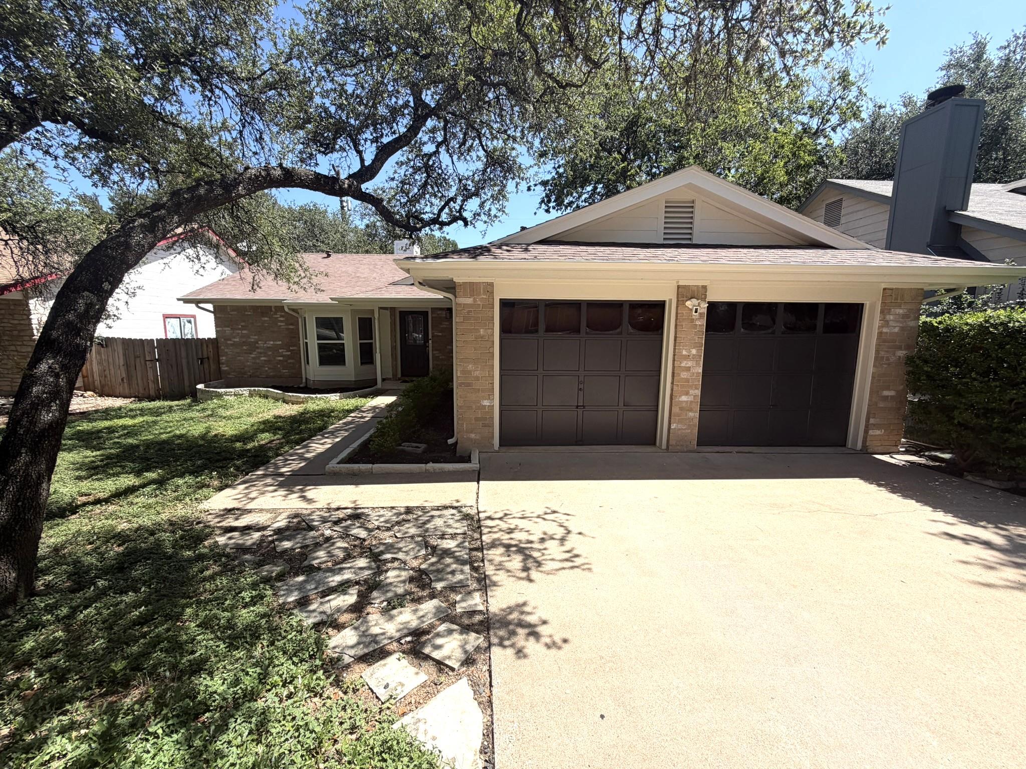 5810 Secrest Dr