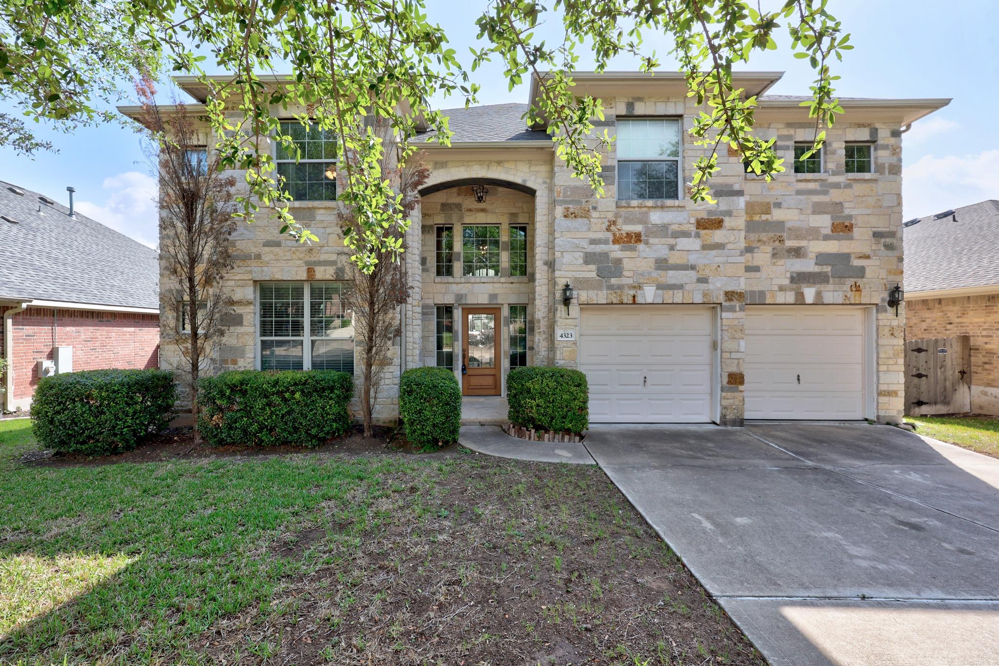 4323 Angelico Ln