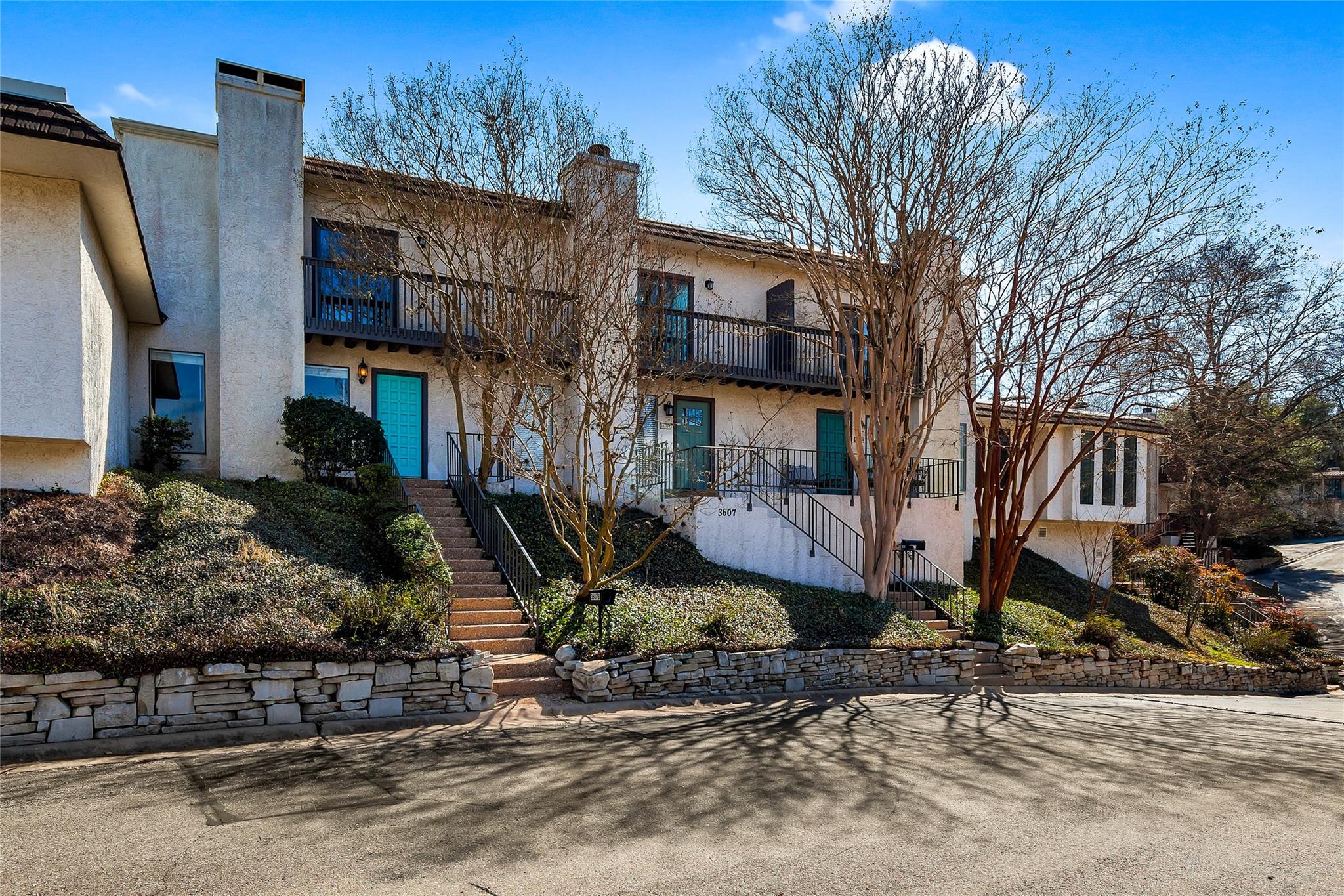 3607 Las Colinas Dr
