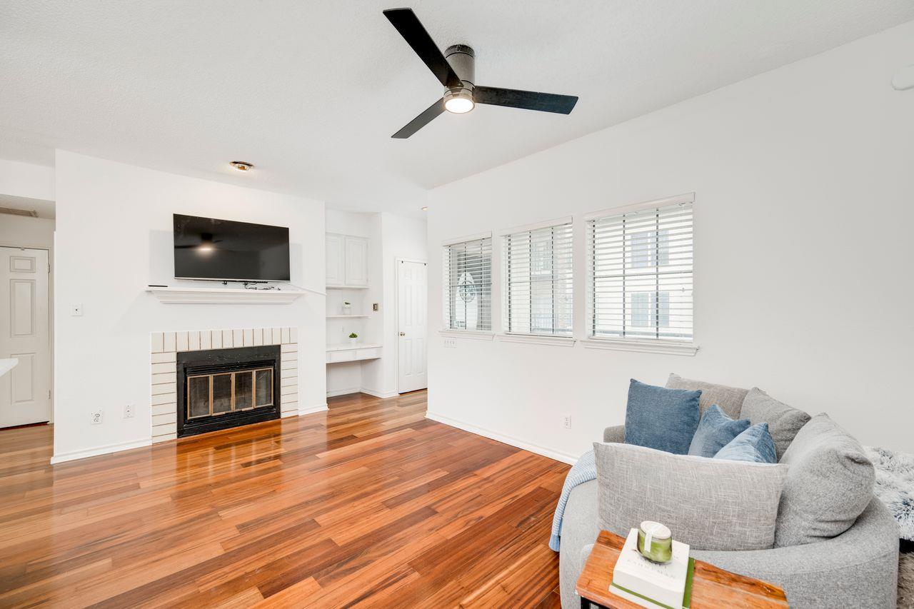 3001 Cedar St