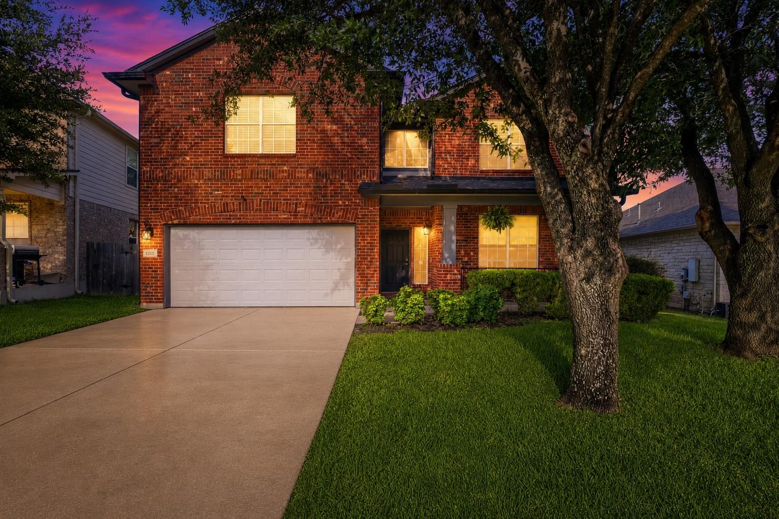 8215 Menlo Park Pl