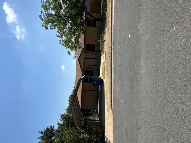 1113 Lawson Ln