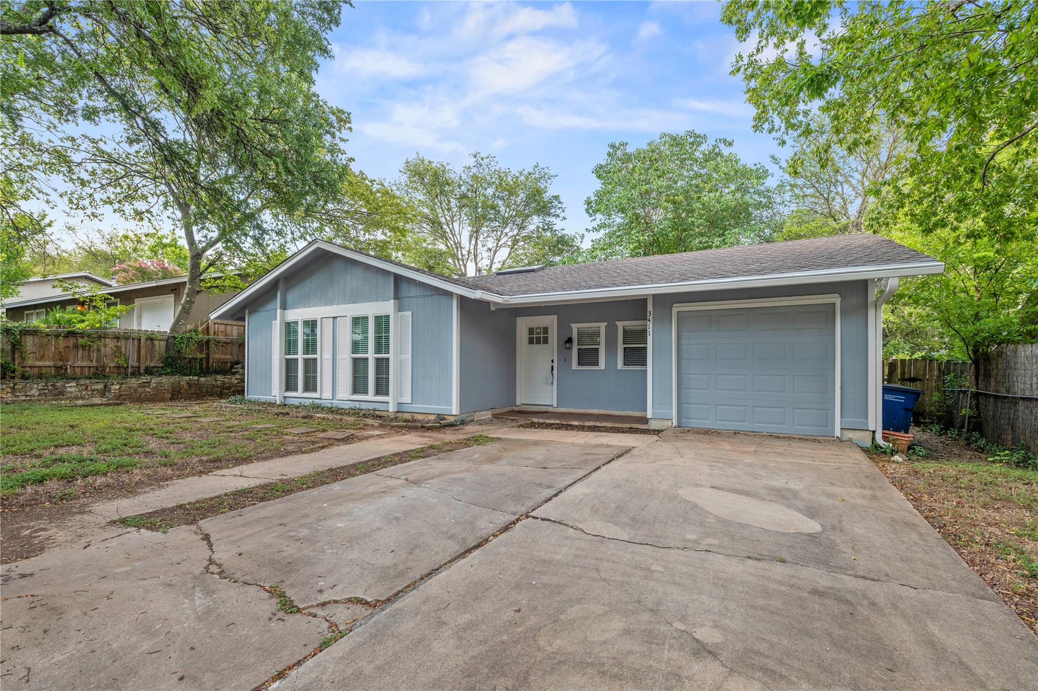 3411 Thomas Kincheon St