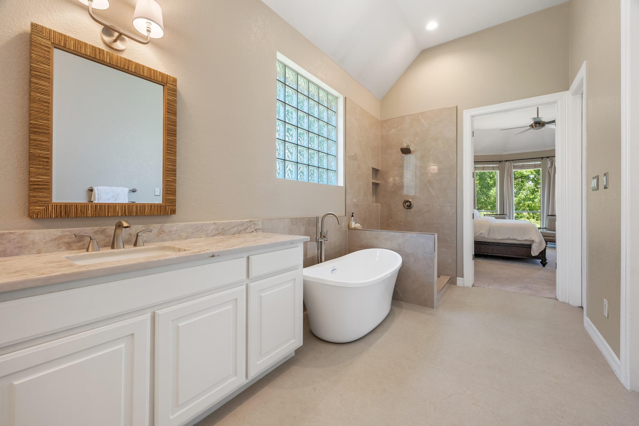12308 Carlsbad Dr