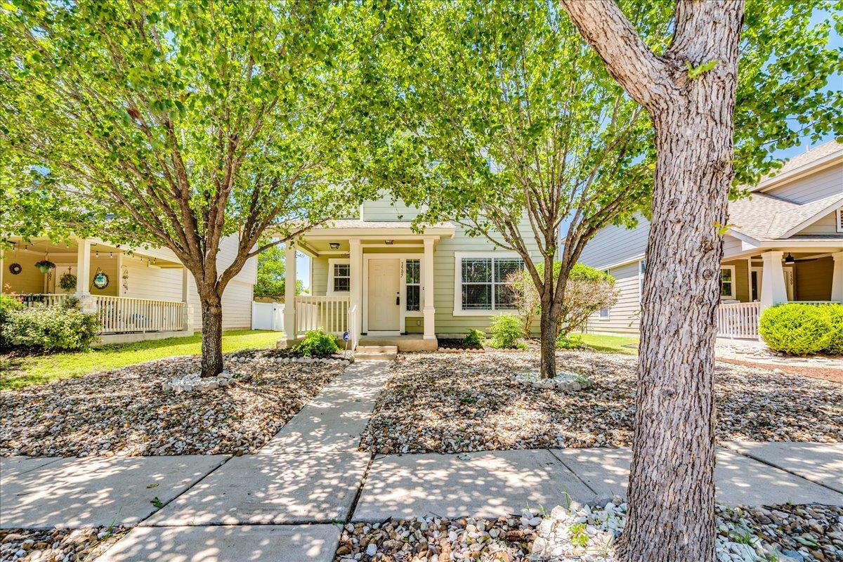 1507 Davis Mountain Loop