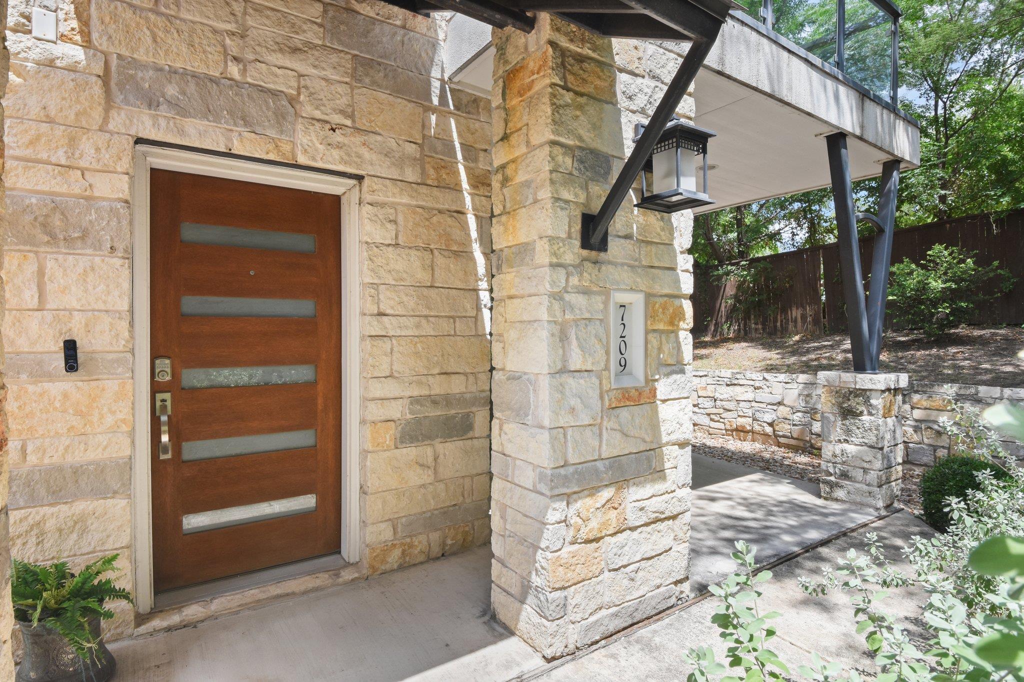 7209 Bassett Ct