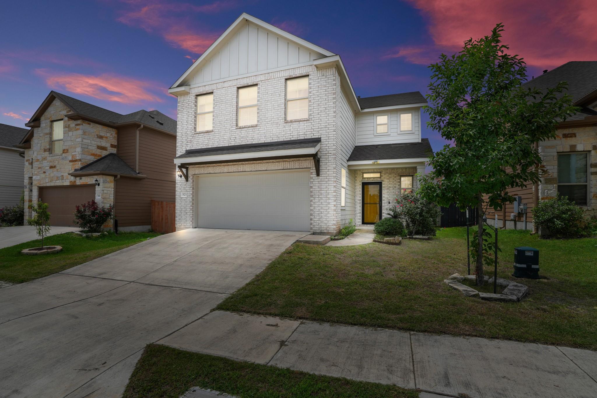 521 Falkland Trce