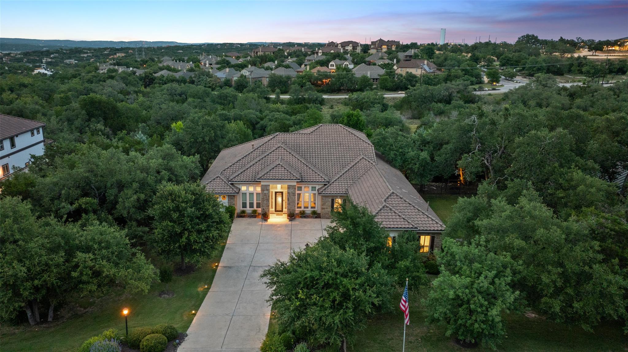 407 Bella Montagna Cir