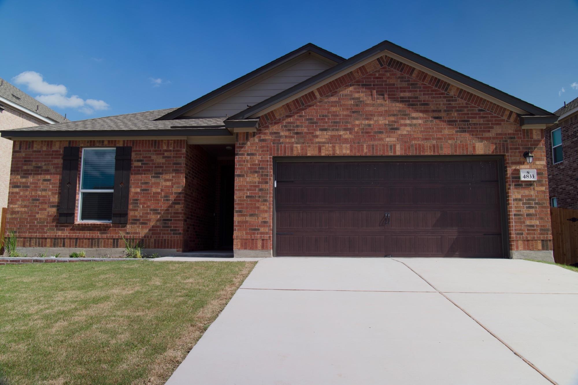 4833 Teverola Dr