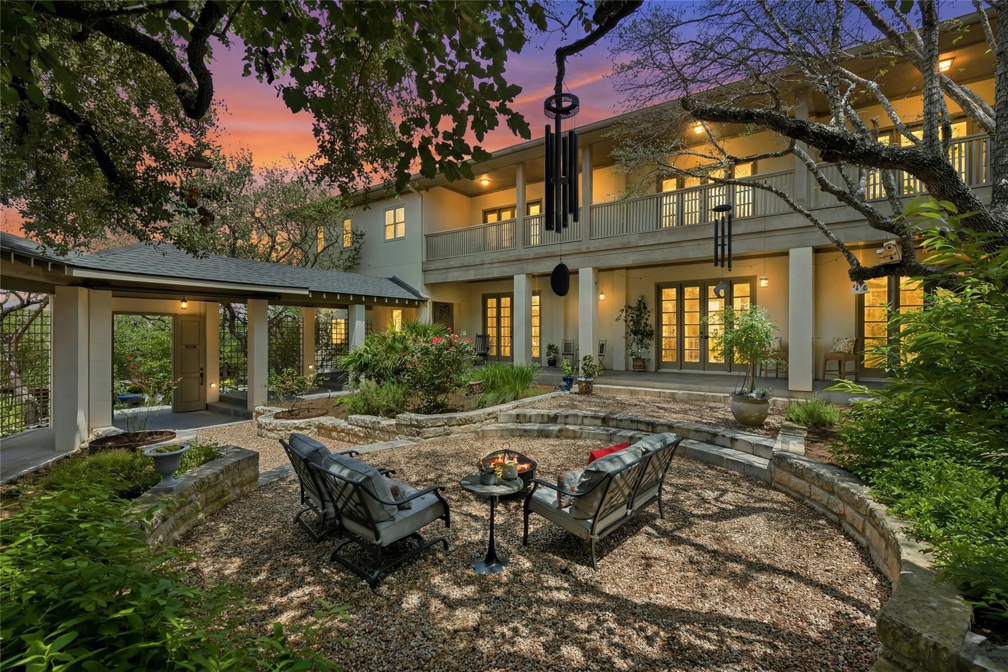 304 Nautilus Ave