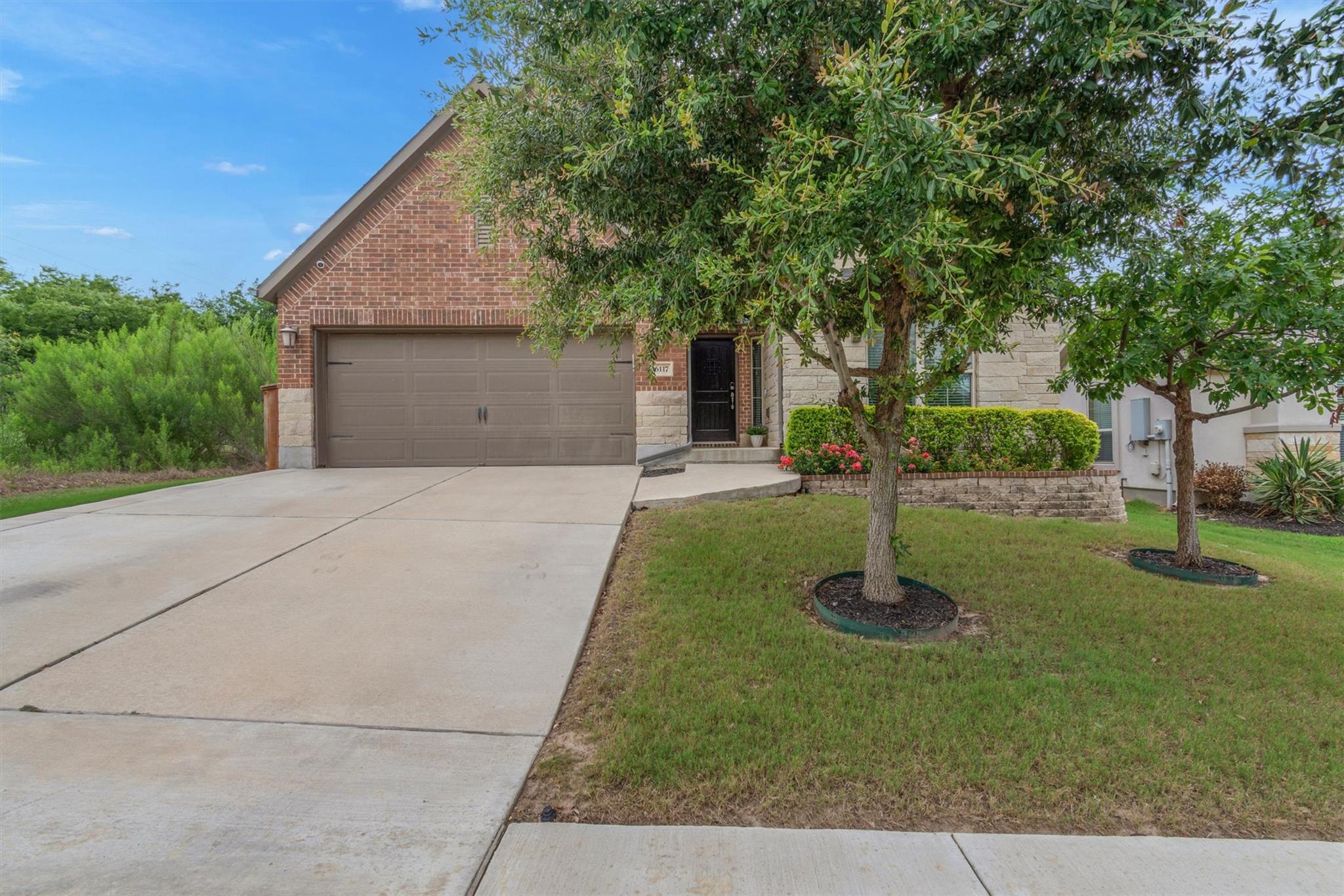 6117 LAKE TERAVISTA Way
