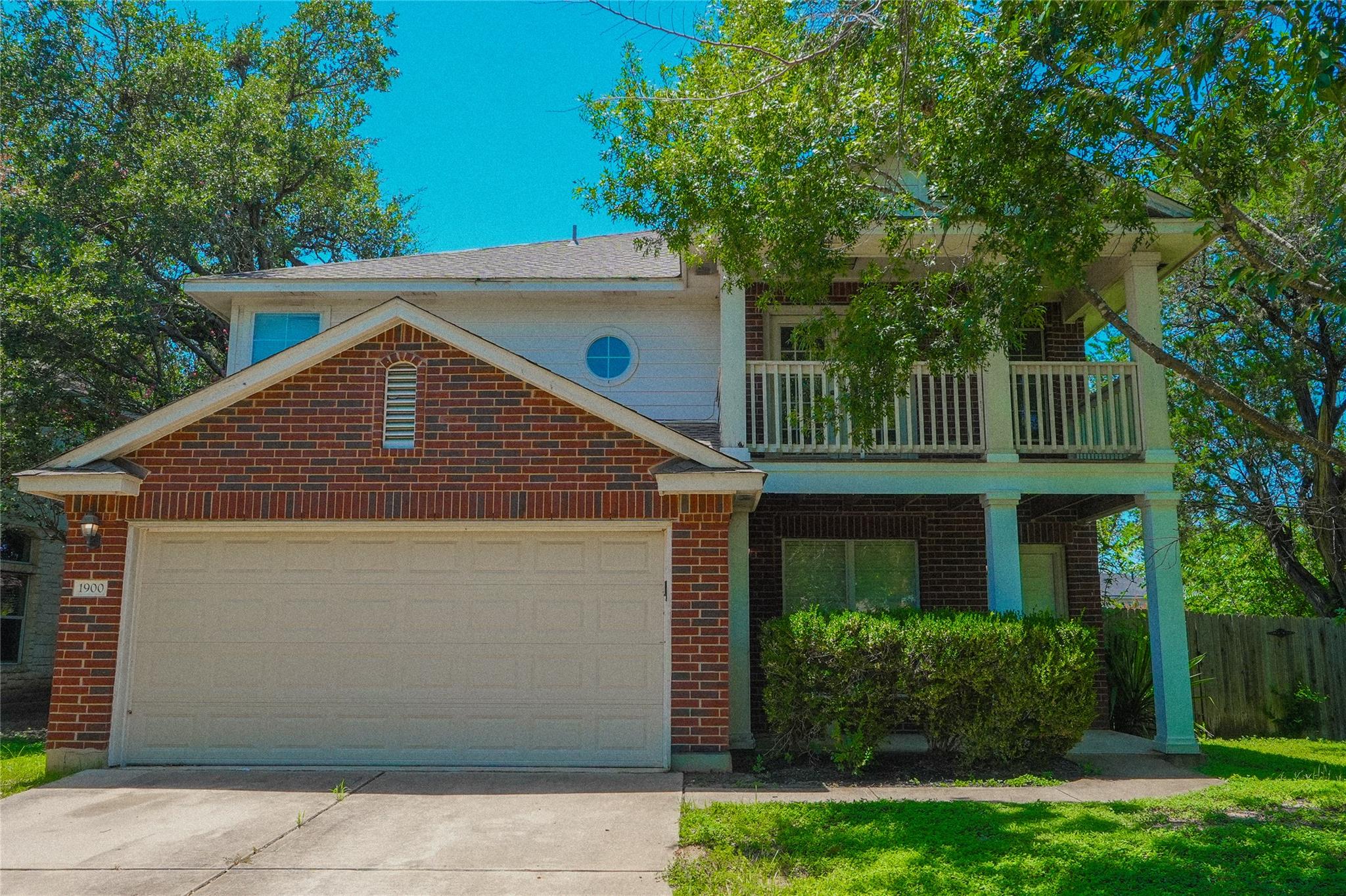 1900 Jesse Owens Dr