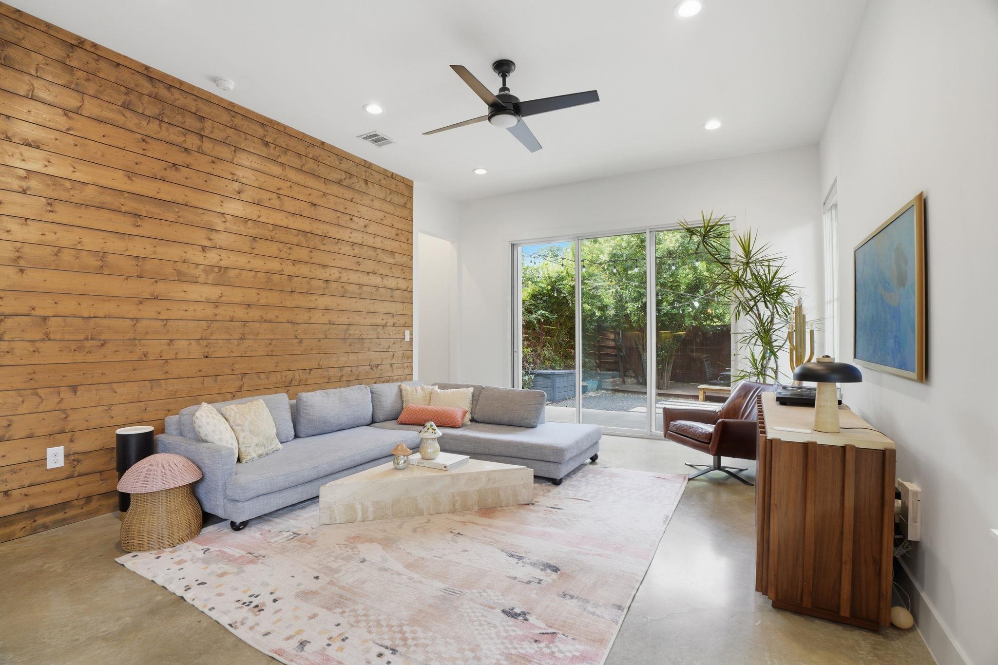 4609 Sara Dr
